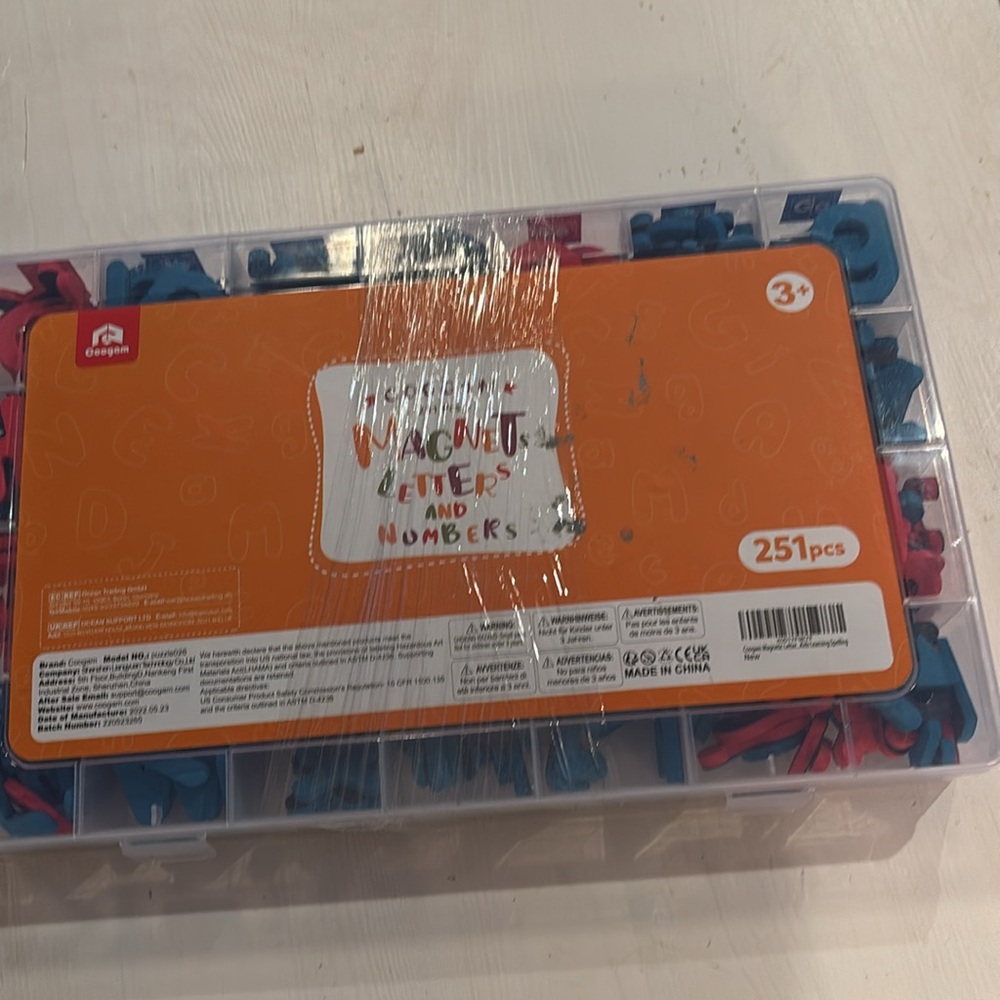 Magnetic Letters and Numbers Set - Multicolor - Picture 2 of 4